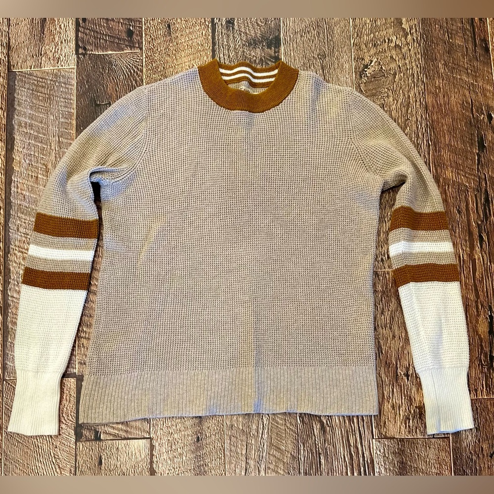 Faherty Throwback Waffle Knit Crew Organic Cotton/Cashmere In Oak Varsity, Small - Picture 4 of 9